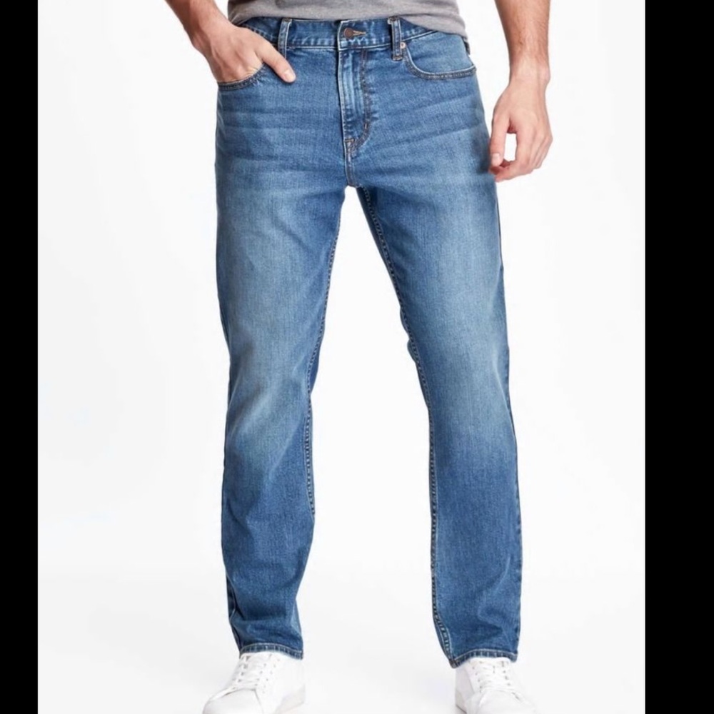 Old Navy Athletic Fit 32/30 Jeans Mid Wash